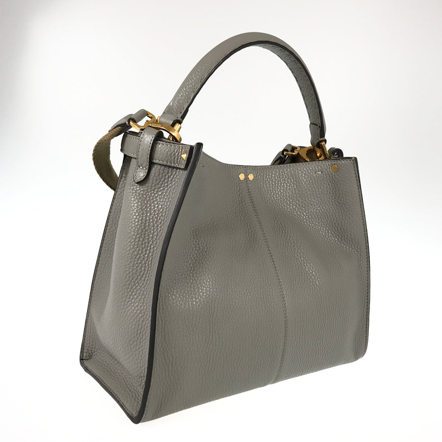 FENDIのバッグ FENDI（フェンディ） タイムセール ハンドバッグ レディース 8BS083