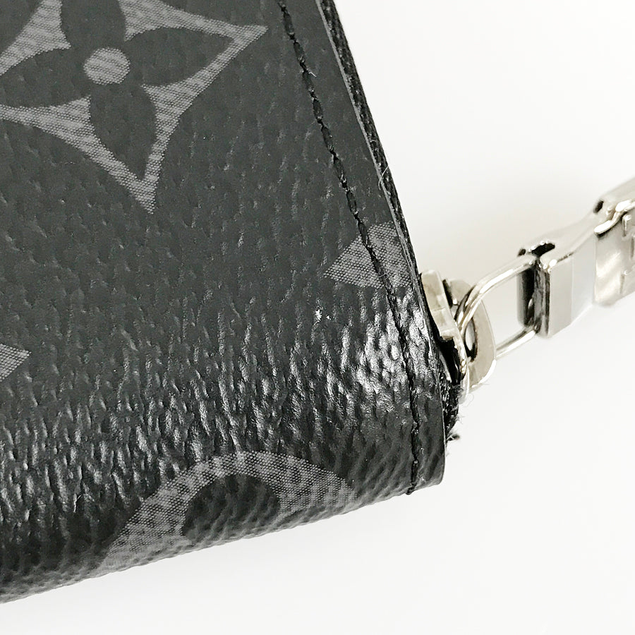 LOUIS VUITTON Monogram Eclipse Zippy Coin Purse Vertical M81662