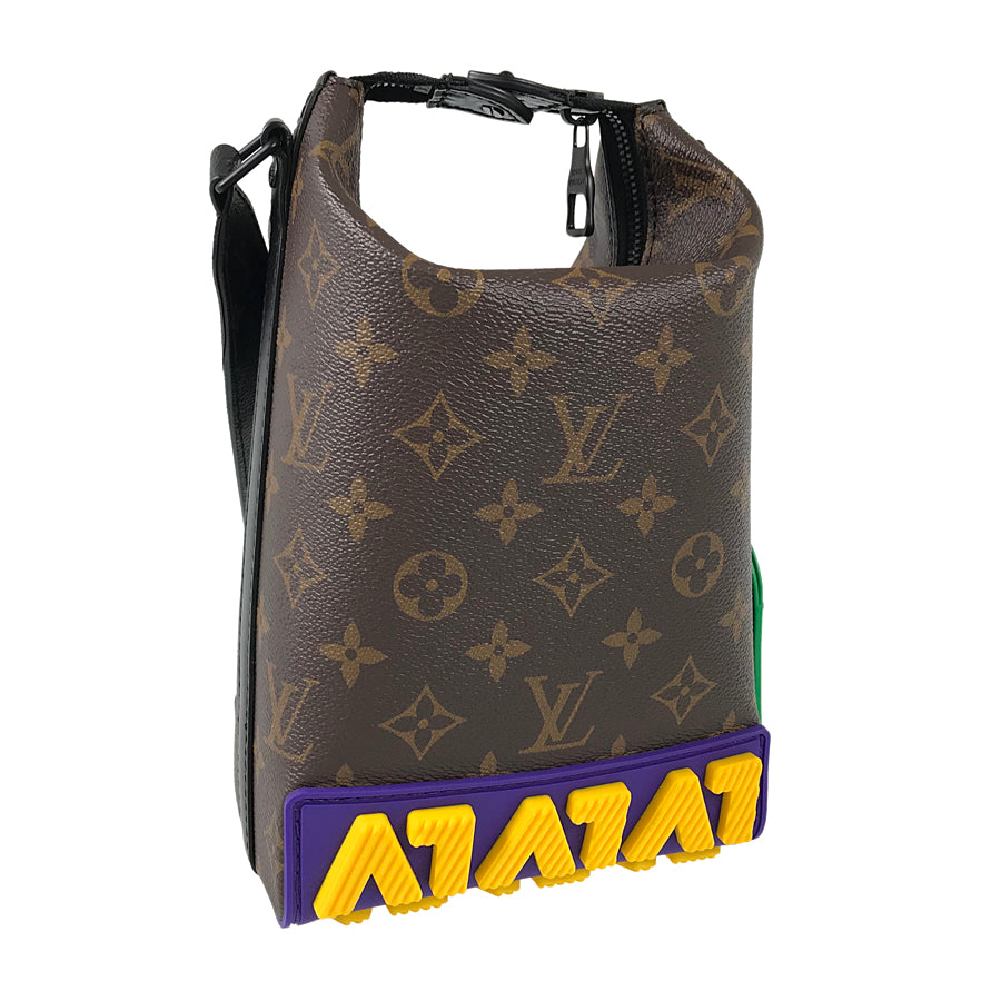 LOUIS VUITTON LV Rubber Cruiser Messenger M57966 Shoulder bag