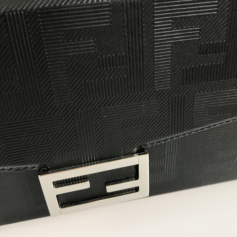 FENDI Baguette Soft Trunk 7VA565AJF4 Hand bag – kingram-japan