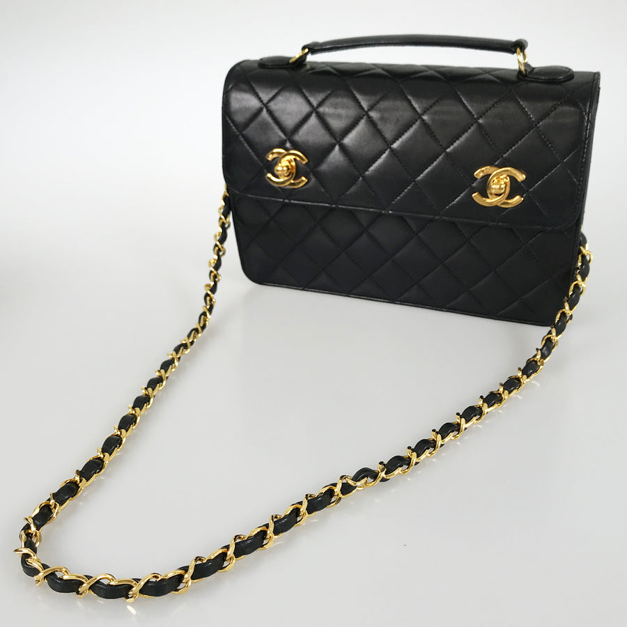 CHANEL Matelasse Double Turn Lock Double Coco Chain Shoulder Hand