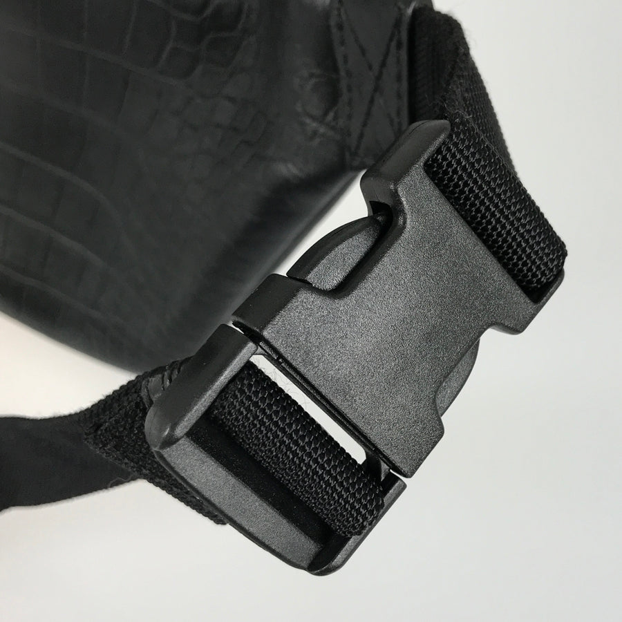 BALENCIAGA Everyday Belt pack 552375 Sling bag – kingram-japan