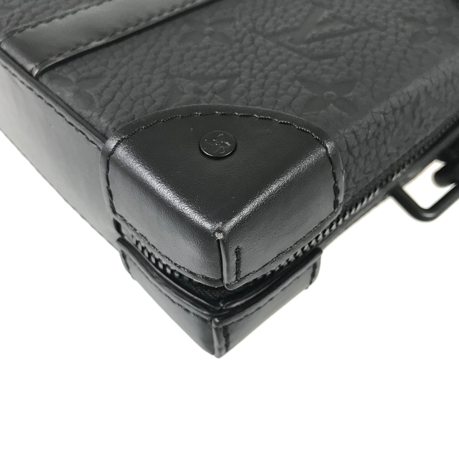 LOUIS VUITTON Taurillon Leather Soft Trunk Wallet M80224 Shoulder