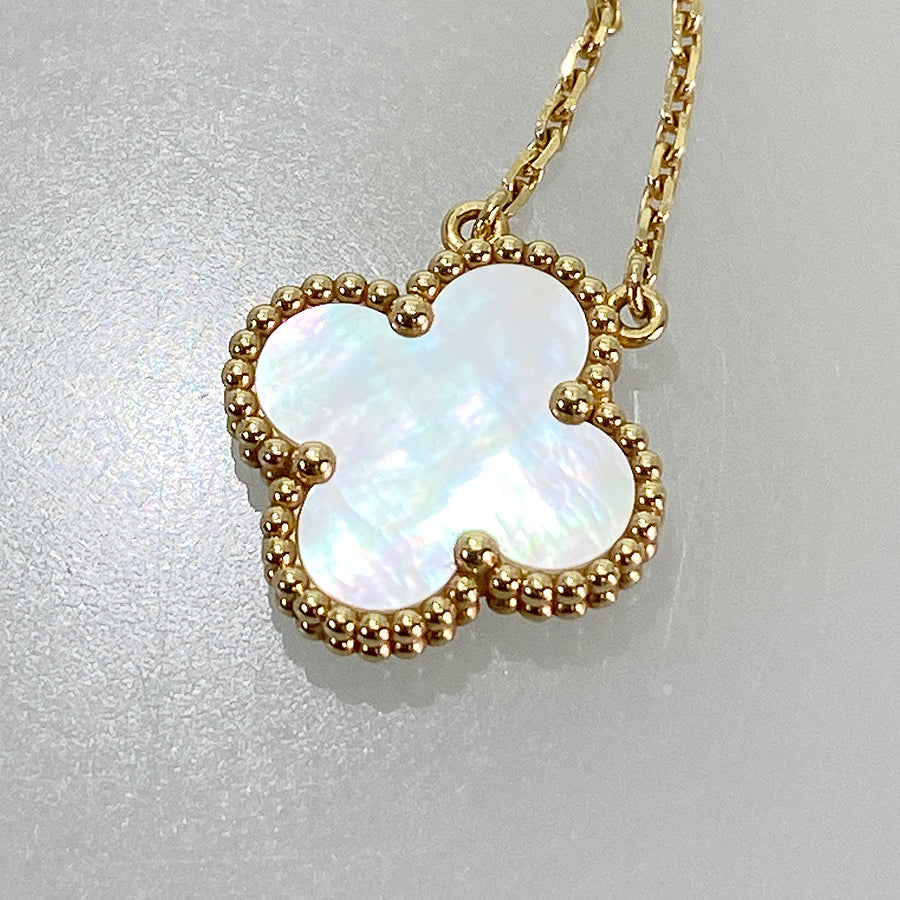 Van Cleef & Arpels Vintage Alhambra Pendant VCARA45900