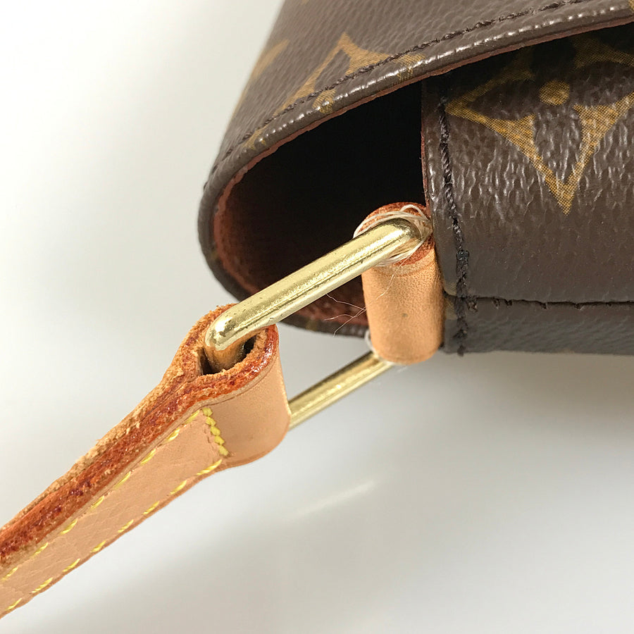 LOUIS VUITTON Monogram Musette M51256 Shoulder bag – kingram-japan