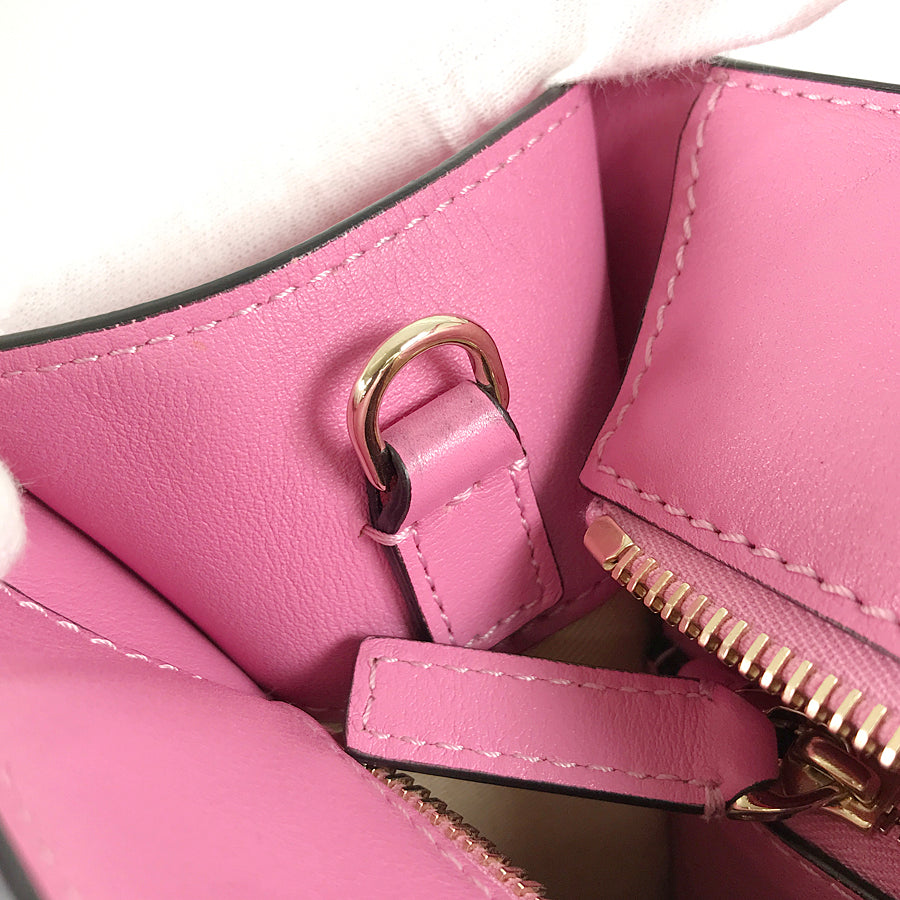 VALENTINO GARAVANI V Logo Walk Small Hand bag – kingram-japan