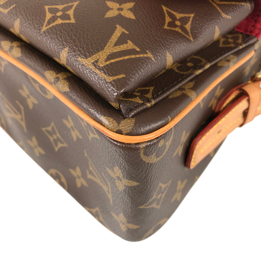 LOUIS VUITTON Monogram Viva Cite MM M51164 Shoulder bag – kingram
