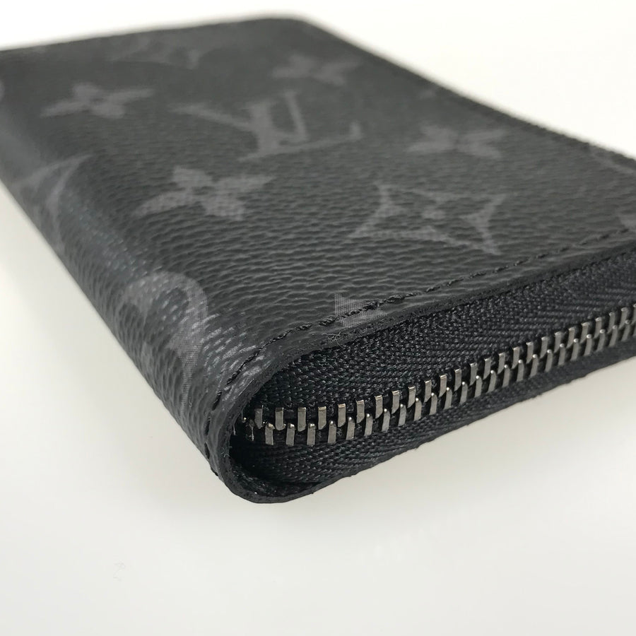 LOUIS VUITTON Monogram Eclipse Zippy Coin Purse Vertical M81662