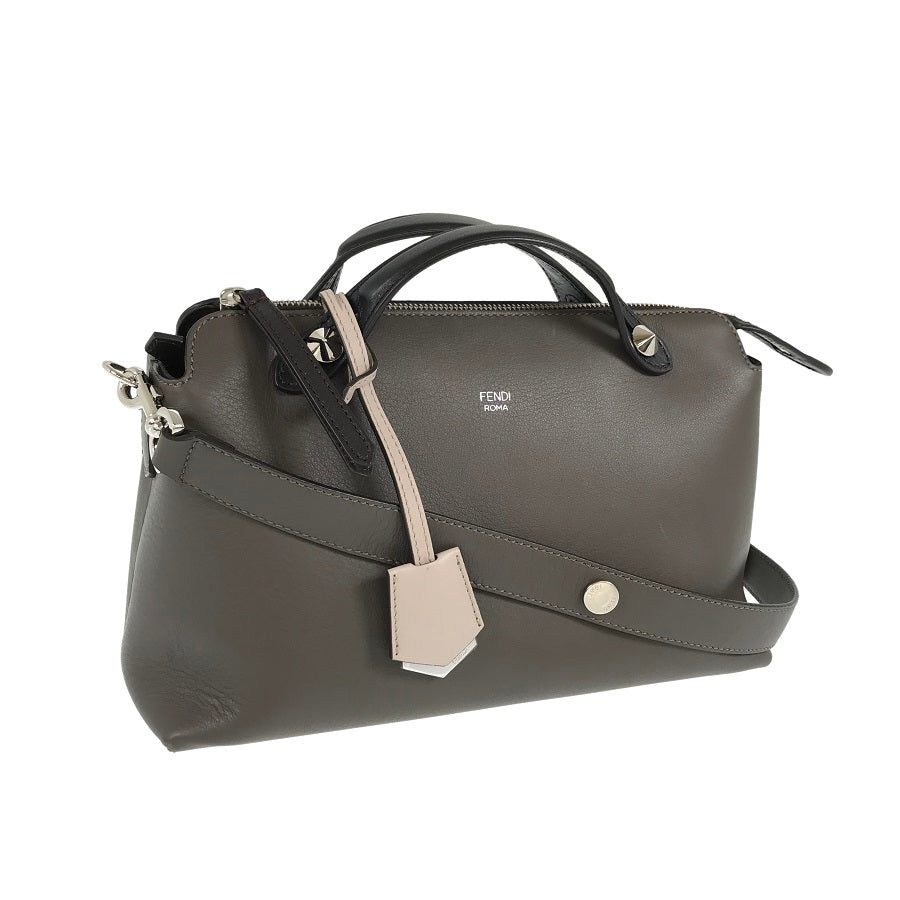 FENDI Medium Shoulderwith strap 2WAY bag Handbag – kingram-japan
