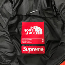 Load image into Gallery viewer, THE NORTH FACE Supreme Taped Seam Shell Pullover メンズ Down jacket
