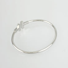 Load image into Gallery viewer, TIFFANY&amp;Co. T wire diamond 9 stone Bangle
