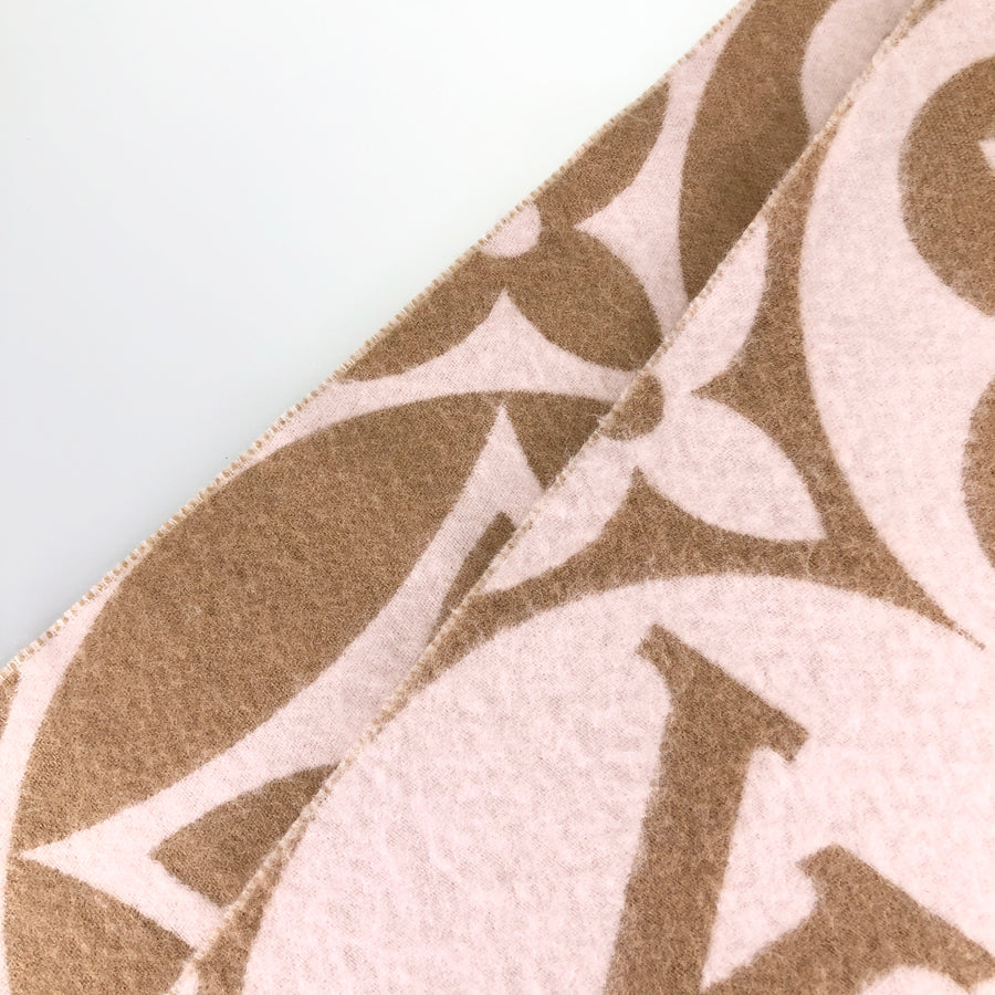LOUIS VUITTON flight mode LV medallion M79213 Women's Scarf