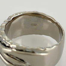 Load image into Gallery viewer, Generic items No. 22 (62) Cleaned ring
